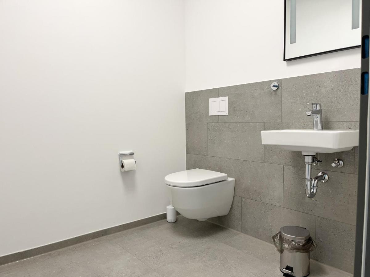 Moderne Apartments Im Herzen Der Stadt I Private Tiefgarage Mit Ladesaeulen I Home2Share อิบเบนบูเริน ภายนอก รูปภาพ